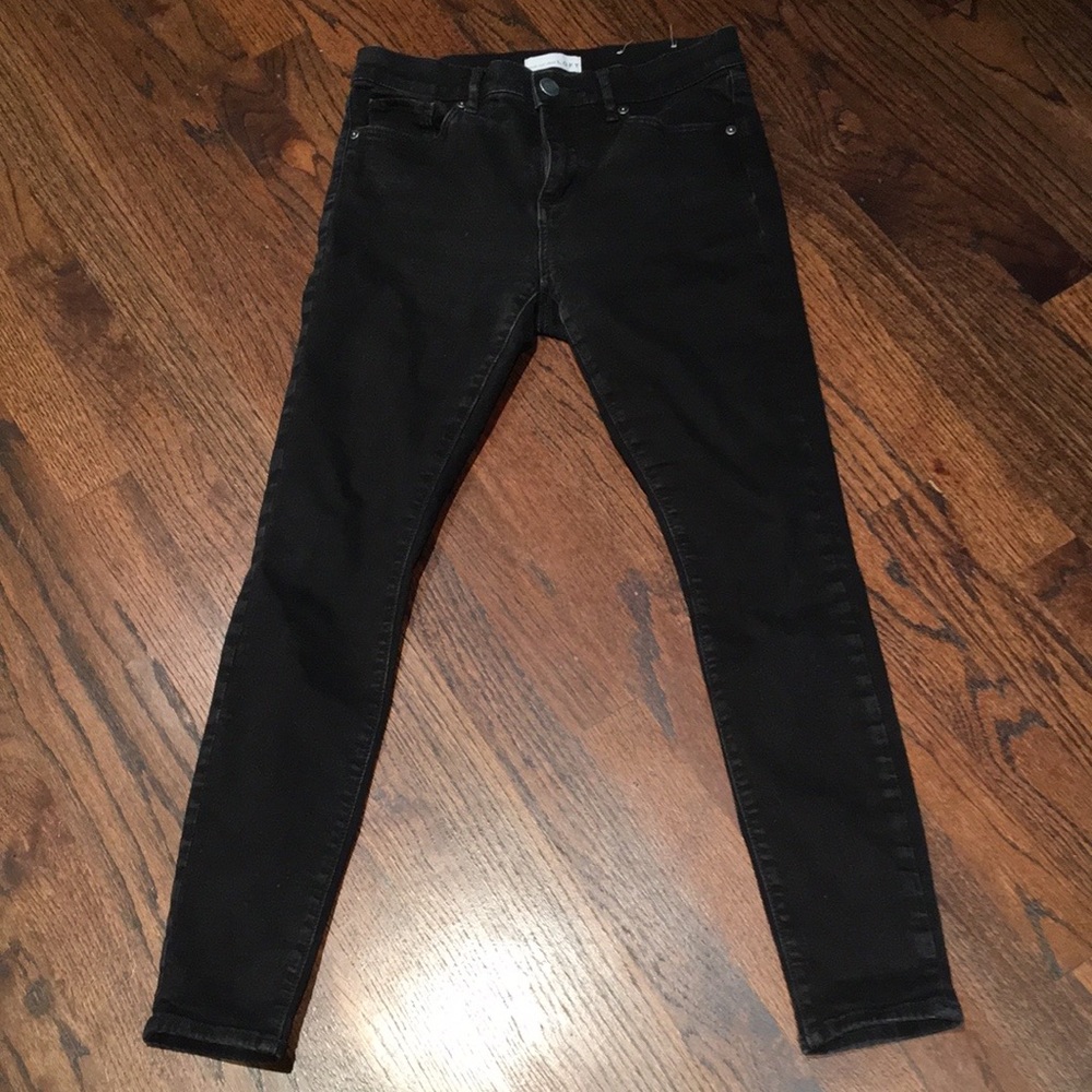 LOFT made and loved black slim pocket jeans. Skinny. Size 27/4. Like new!